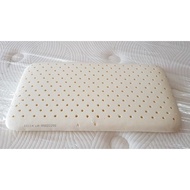 Lien A Oval latex pillow for baby