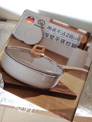 cuteskochen 陶瓷不沾28cm厚壁平底炒鍋