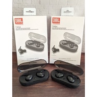 JBL TWS4 bluetooth headset