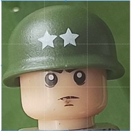WW 2 American Army helmet (Plastic toy and less than 1.3 cm) i
