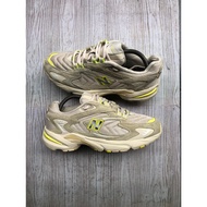 New Balance 725 Gray Yellow