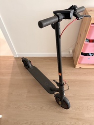 小米電動滑板車 Pro 2 | 100%操作正常 | 香港行貨  Xiaomi Mi Electric Scooter Pro 2| 100% Functional | Local HK Set