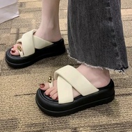 Dép Nữ Quai Chéo Phồng Xỏ Ngón Đính Cham