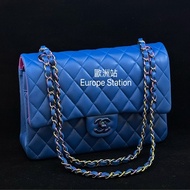 Chanel Classic 25.5cm 彩藍色（外） 紫紅色（內） 羊皮 配 幻彩色鏈條