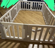 新淨 - Leaf Caraz嬰兒圍欄 遊戲圍欄 連固定配件140x200cm  Caraz Baby Playpen with Safety Holders