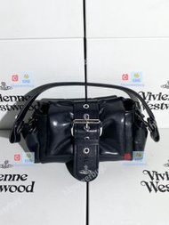 新款 Vivienne Westwood 西太後 黑色小羊皮蝴蝶腋下尺寸：26815 銀包 手袋 斜孭袋 禮物