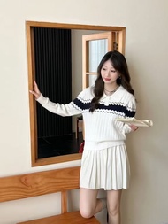 Qxico รุ่น CS224 ชุดเซ็ท 2 ชิ้น เสื้อ+กระโปรง