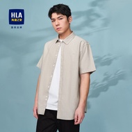 เสื้อเชิ้ตแขนสั้นทรงหลวมสำหรับใส่ไปทำงาน ผ้าฝ้ายแท้ สีขาว ฤดูร้อน 2025 HLA สำหรับผู้ชาย เสื้อเชิ้ตคอ