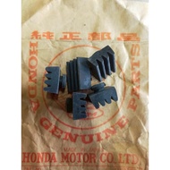 Rubber Shock Absorber Exhaust Pipe Double Stand /1 Piece Honda S90 S110 C200 C201 CD90Y CD50 CD65 CD