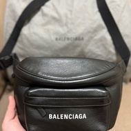 BALENCIAGA 巴黎世家腰包