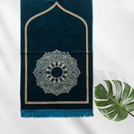 Simple Wide Floral Albeit Prayer Rug Size -+ 70 x 110 cm