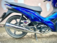 ท่อW110i ปี21-24 ผ่าหมกกึ่งเปิด ปลายทรง125 เงา คอไล่