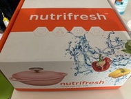 Nutrifresh 鑄鐵鍋1.7L（全新）