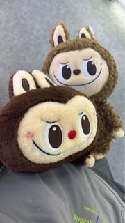 樂園限定labubu