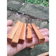 Sandalwood chips 1cm, 1cm, 10cm
