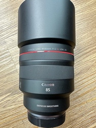 99% Canon RF 85mm f1.2 L DS Defocus Smoothing 85 1.2