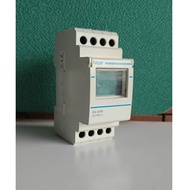 Hager EG203E Program Digital Time Switches Electrical Parts Weekly Cycle 2 Channels Evolution, IP20