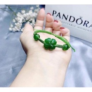 Four-leaf clover bracelet