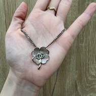 Chanel 銀色金屬花朵水鑽雙C項鍊
