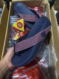 รองเท้าแตะ Fitflop สีกรมแดงลาย มีหลายสีให้เลือกรับประกันสินค้าตรงปก 100% พร้อมจัดส่งทุกวัน