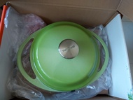 Nutrifresh round cast iron casserole2.4L鑄鐵鍋