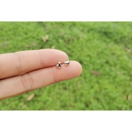 HEART EARRINGS 18K WHITE GOLD/ CURVED HEART EARRINGS 18K WHITE GOLD