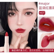 Sunnies Face Fluffmatte Weightless Matte Lipstik Tahan Lama Nude