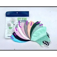[No17.5D] Combo of 100 white 5D masks, fashionable design