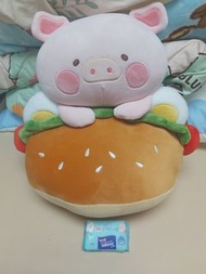 lulu豬burger公仔