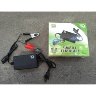 HOT QUTRE MSM Battery Smart Charger for 12 Volts Motorcycle