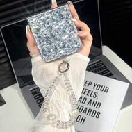 เคสโทรศัพท์แบบพับได้หรูหราประดับเลื่อมเพชรพร้อมโซ่, เข้ากันได้กับ Samsung Galaxy Z Flip3 5G/Galaxy Z