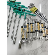 Set of 5 T-locks, 7 wrench locks and genuine Ball hexagon set