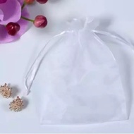 20 cm x 30 cm. 30-pc Organza Bag Portrait (White) 20x30 / 30x20 cm