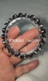 畢業級 黑骨幹太陽石 全透光淨體無棉 帶髮絲貓眼 三面閃光       

#金太陽 #月光石 #金髮晶 #黑髮晶#銀髮晶#釱金 #超七 #極光23 #綠幽靈 #黃水晶 #彼岸花 #金草莓 #黑銀釱 