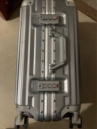 23‘ Large Suitcase  23寸 旅行箱 、旅行喼、行李箱、行李篋、手提行李篋L:50cmxW:34cm