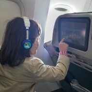 buddyPHONES INFLIGHT 安全防過敏頭戴式耳機可通話送機上轉接頭