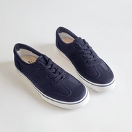 極簡純色 (寬楦)百搭平底休閒鞋 懶人鞋 免綁鞋帶 - 深藍色