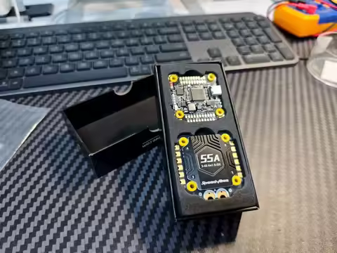 Speedybee 3-6S 30X30 BMI270 F405 V4 FC Flight Controller F4V4-60-Stack BLHELIS 4in1 ESC for FPV Free