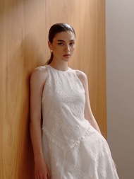 Pomelo. x Janesuda เดรสลูกไม้ดีไซน์อสมมาตร / Pomelo. x Janesuda Asymmetrical Lace Dress