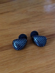 Noble Audio Zephyr 耳機