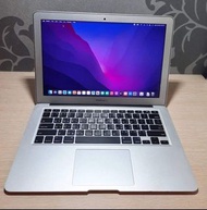 MacBook Air i5 (2016 *Model: A1466 *CPU: Intel core i5 *RAM: 8GB *128G SSD M.2 *LCD: 13.3-inch  *Cycle count: 197 *iOS 12  Charger included) NT$12,700