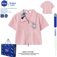 เสื้อยืดคอโปโลแขนสั้นผู้หญิง NASA ดีไซน์เก๋ไก๋ ทรงเข้ารูป ผ้าฝ้ายผสมโพลีเอสเตอร์ ระบายอากาศได้ดี ทรง