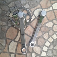 GENIO 28T 152mm IRON CRANK GEAR chrome color Bicycle