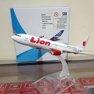 REPLIKA Diecast Lion Air Boeing 737-900 ER Miniature replica Model