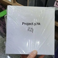 (少量現貨) itzy手燈應援棒官方周邊Kpop light ring official light stick itzy香港演唱會 itzy小卡