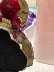 Hottoys ironman mark42 特別戰損版半身像 hottoys iron man hot toys ironman hot toys iron man