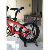 Folding Bike STAND PADDOCK Folding Bike Folding Bike DISPLAY PEDOK Folding Bike