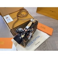 2025 Box
Ivy Flower Middle Ancient Nurse Bag Envelope Messenger Bag Fashionable All-Match Mind The M