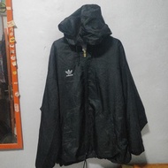 Jaket windbreaker adidas descente