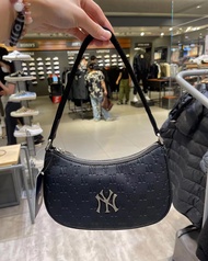 กระเป๋า MLB แท้ Monogram Embo Hobo Bag กระเป๋าถือ
